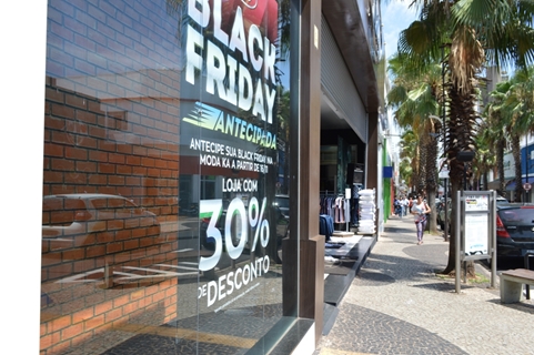 Comércio de Votuporanga participa da Black Friday